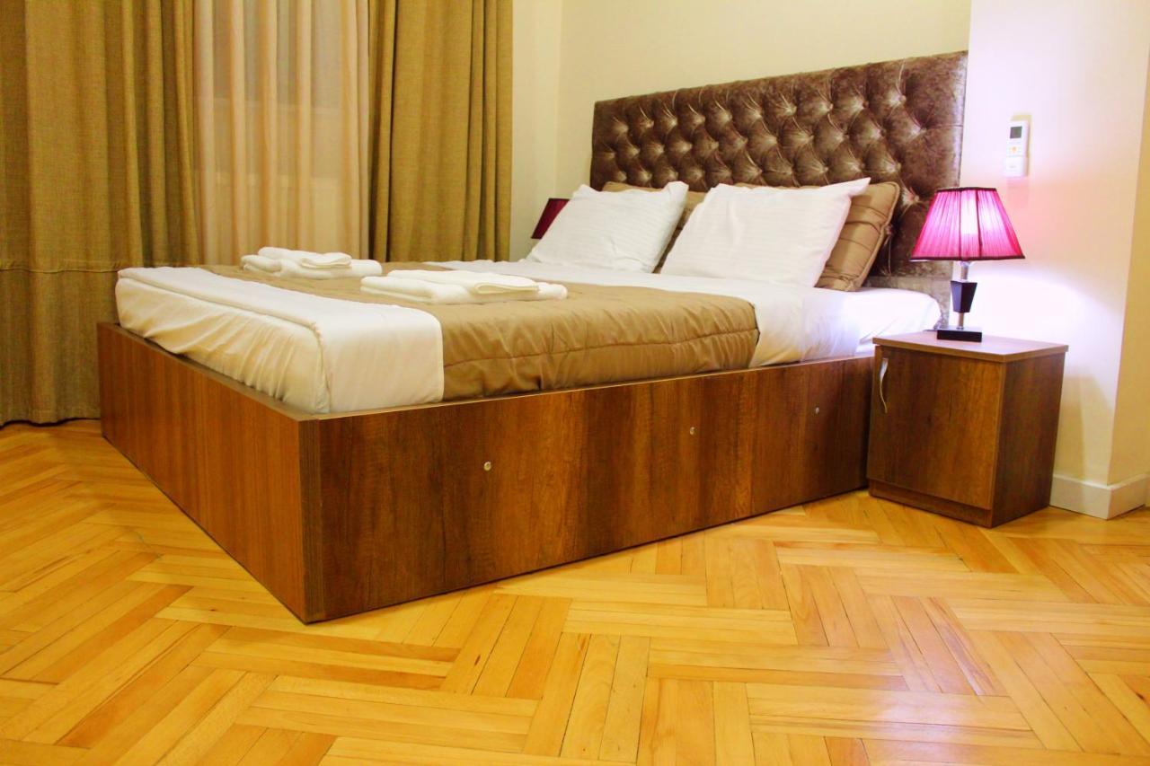 Brok'S Hotel Tbilisi Exteriör bild